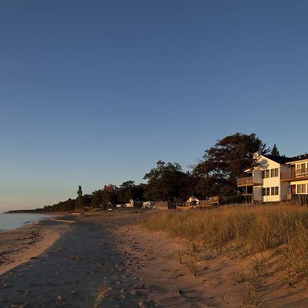 Huron House Bed & Breakfast Oscoda Dış mekan fotoğraf