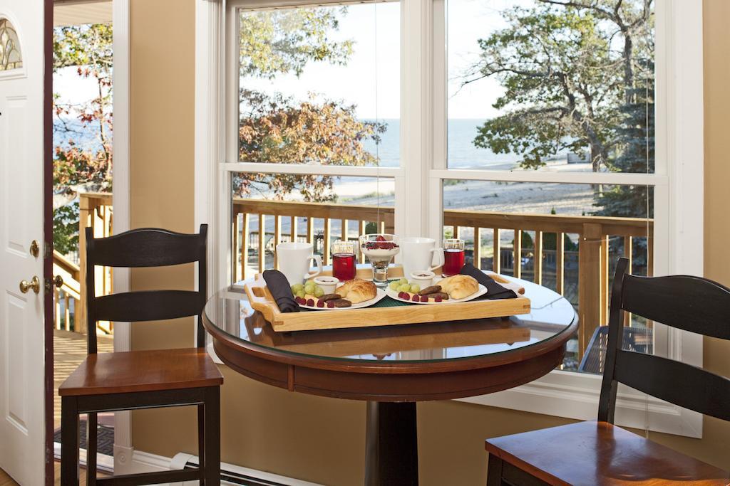 Huron House Bed & Breakfast Oscoda Dış mekan fotoğraf