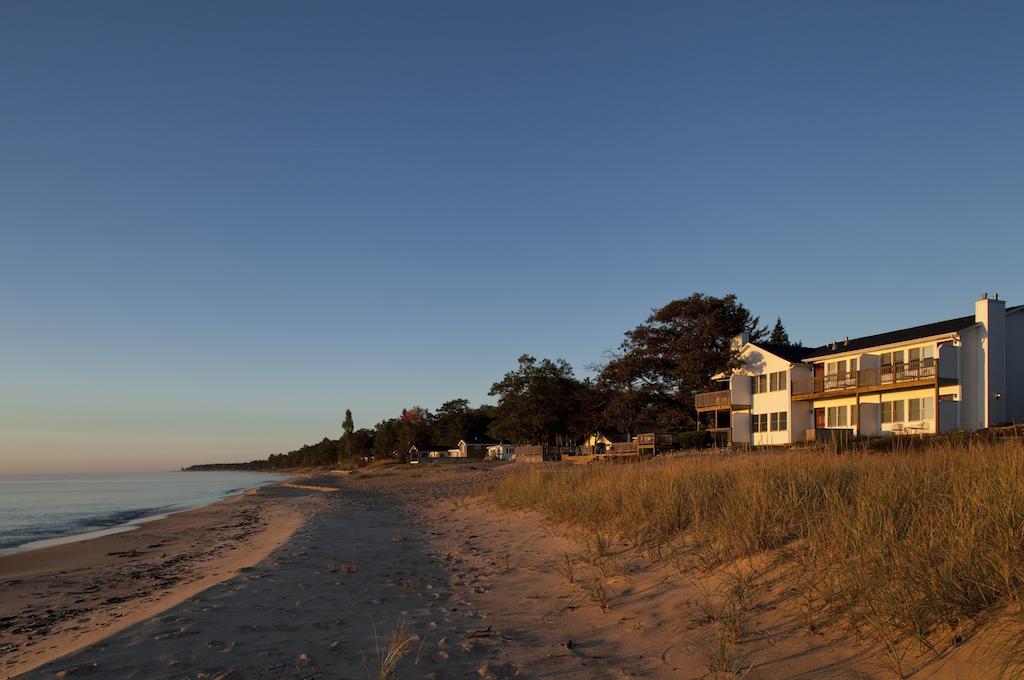 Huron House Bed & Breakfast Oscoda Dış mekan fotoğraf
