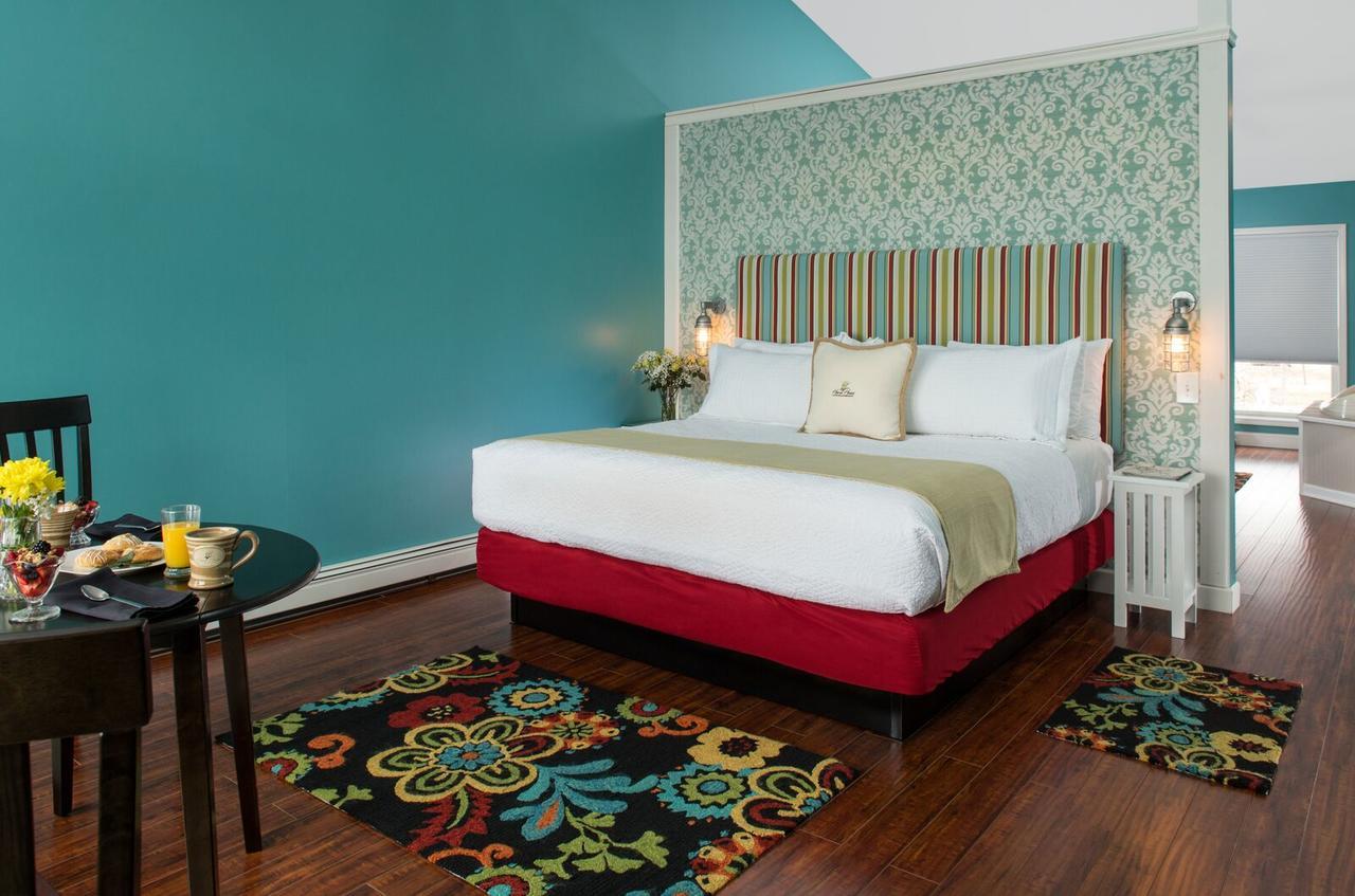 Huron House Bed & Breakfast Oscoda Dış mekan fotoğraf