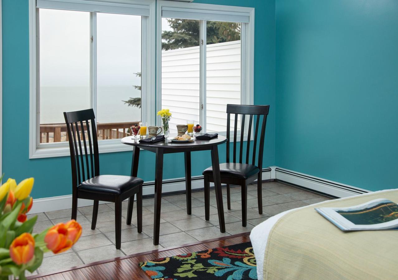 Huron House Bed & Breakfast Oscoda Dış mekan fotoğraf