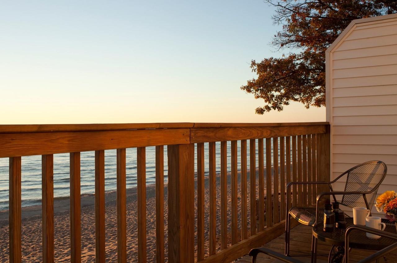 Huron House Bed & Breakfast Oscoda Dış mekan fotoğraf